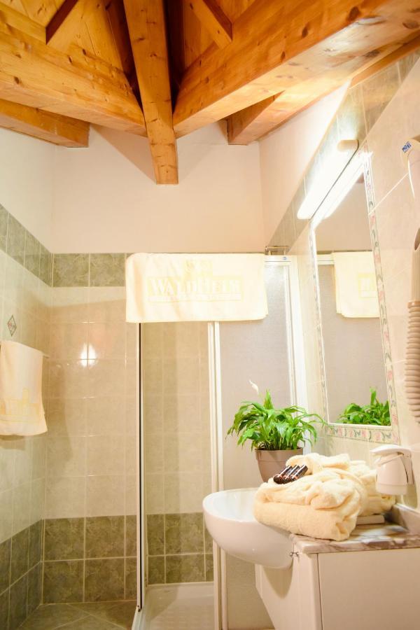 Hotel Waldheim Sarnonico Екстериор снимка