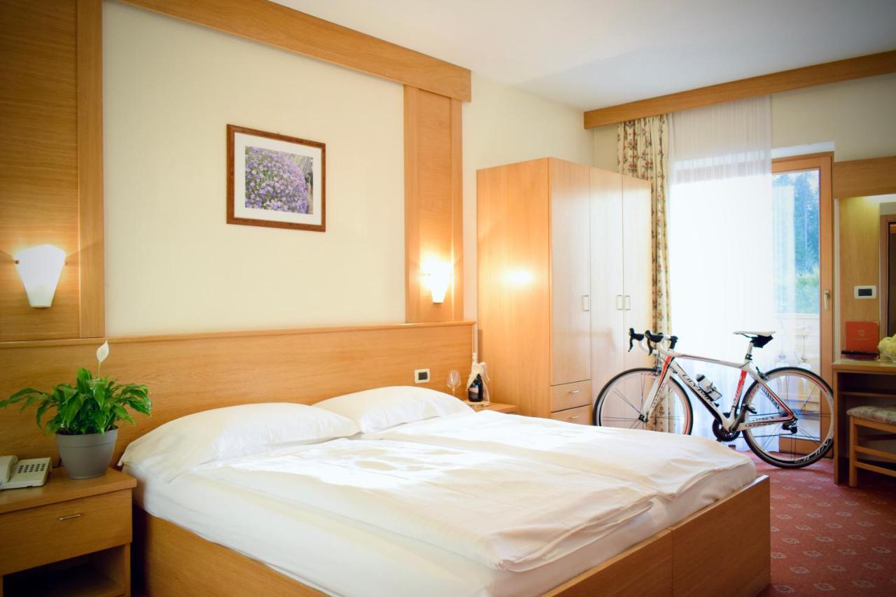 Hotel Waldheim Sarnonico Екстериор снимка