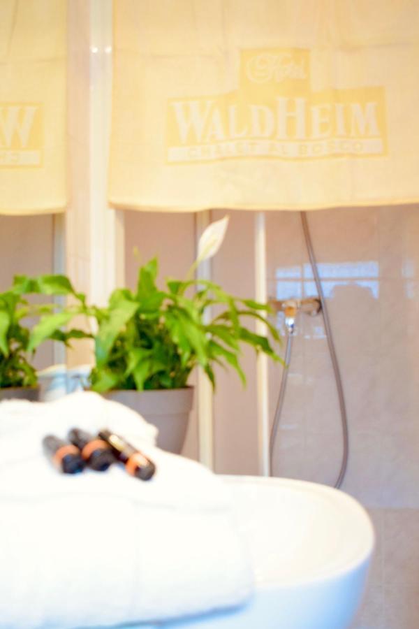 Hotel Waldheim Sarnonico Екстериор снимка