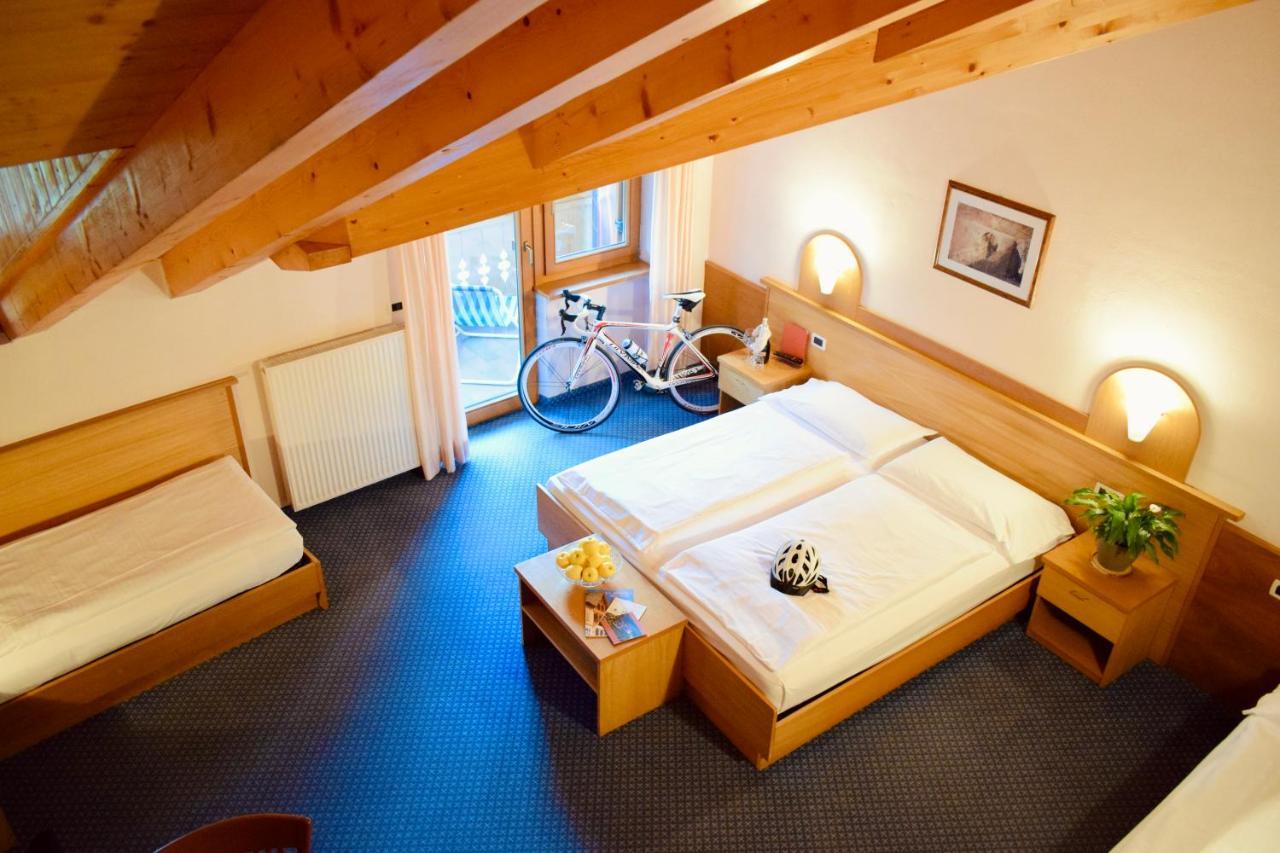 Hotel Waldheim Sarnonico Екстериор снимка